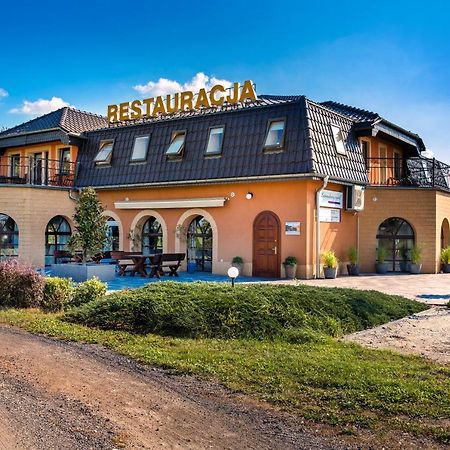Lawendowy Ogrod Hotel Brzeg Buitenkant foto