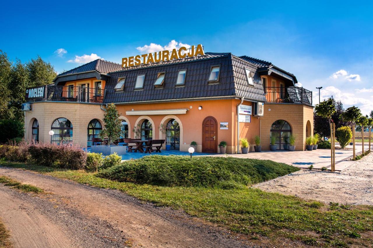 Lawendowy Ogrod Hotel Brzeg Buitenkant foto