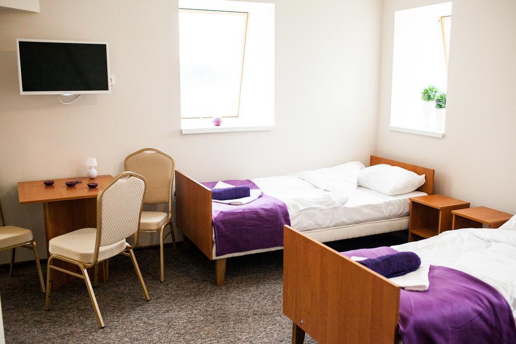 Lawendowy Ogrod Hotel Brzeg Buitenkant foto